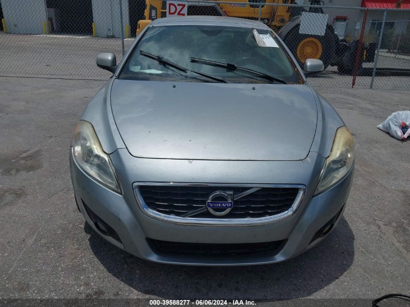 2012 Volvo C70 T5/T5 Platinum/T5 Premier Plus VIN: YV1672MC1CJ125121 Lot: 39588277