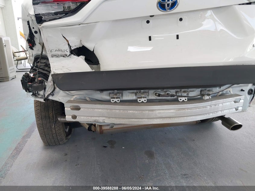 2020 TOYOTA RAV4 XLE HYBRID - 2T3RWRFV2LW051612