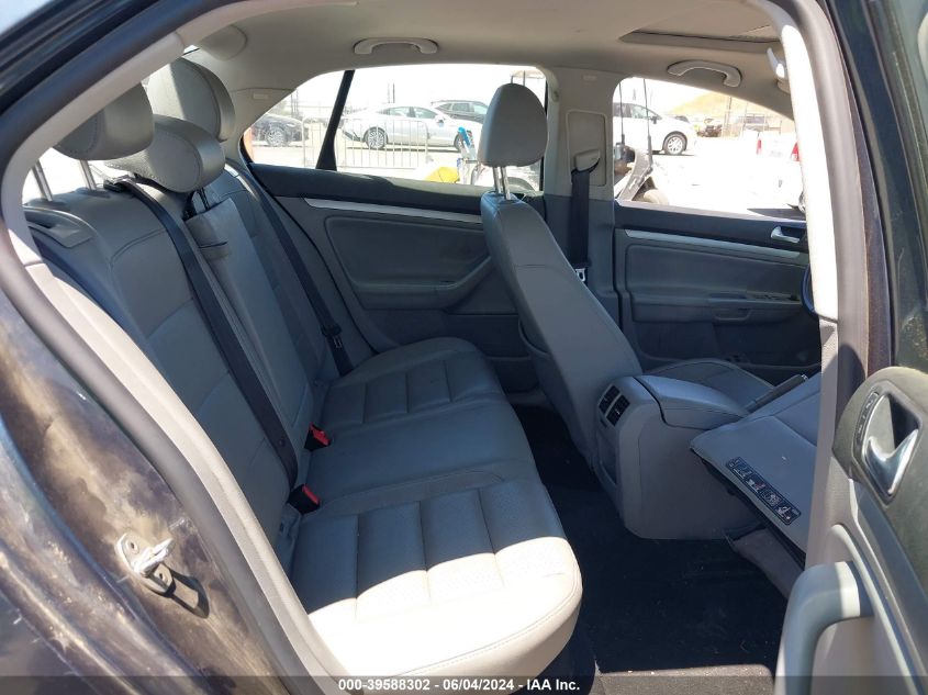 2008 Volkswagen Jetta Se/Sel VIN: 3VWRM71K98M070803 Lot: 39588302