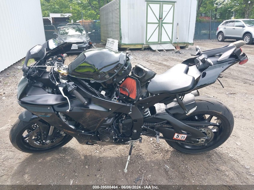 2023 YAMAHA YZFR1 998 CC(VIN: JYARN66E9PA002991