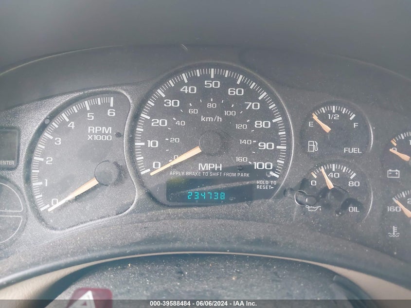 2002 Chevrolet Silverado 1500 Lt VIN: 2GCEC19T621283852 Lot: 39588484