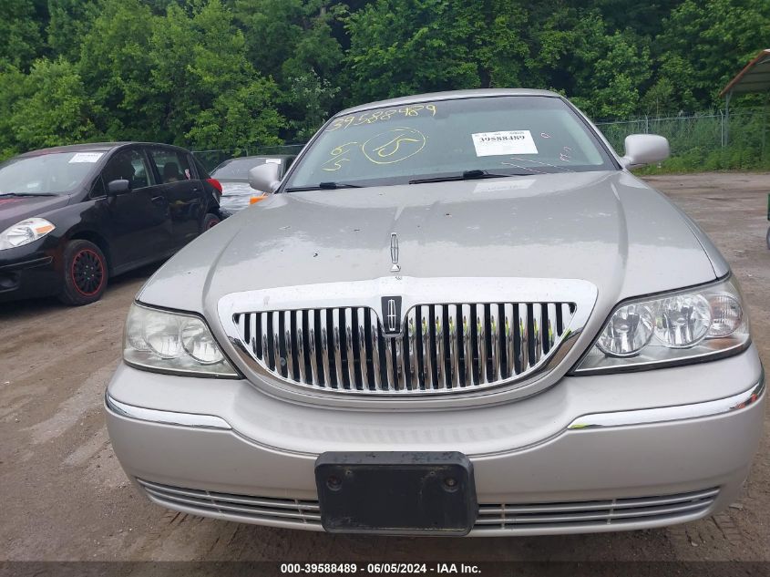 2006 Lincoln Town Car Signature Limited VIN: 1LNHM82V86Y627033 Lot: 39588489
