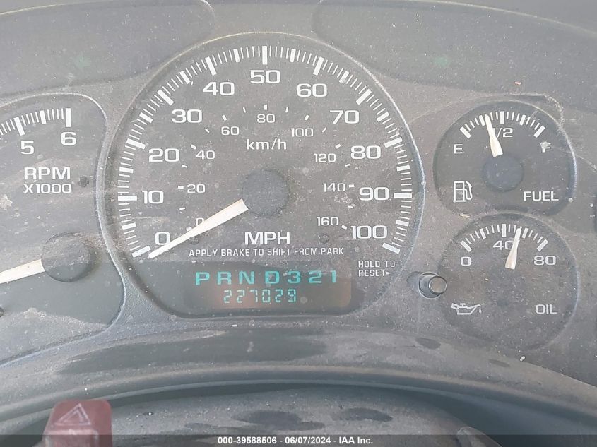 2002 Chevrolet Avalanche 1500 VIN: 3GNEK13T52G231896 Lot: 39588506