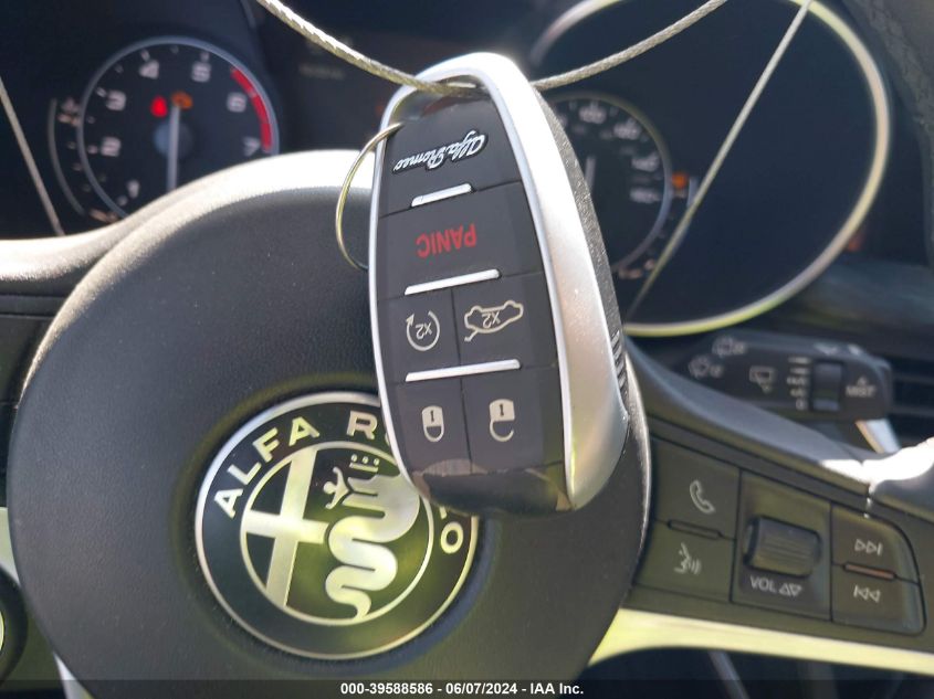2019 Alfa Romeo Stelvio Rwd VIN: ZASPAJANXK7C70592 Lot: 39588586
