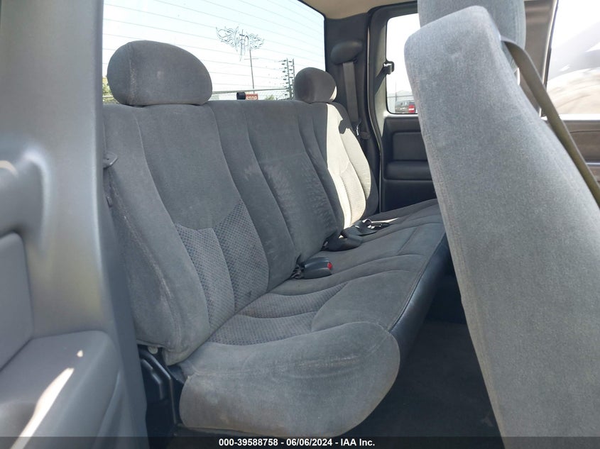 2003 Chevrolet Silverado 1500 Ls VIN: 2GCEC19V331159735 Lot: 39588758