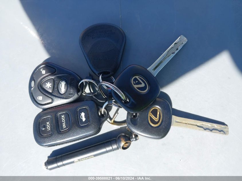 1998 Lexus Es 300 VIN: JT8BF28G4W0145151 Lot: 39588821