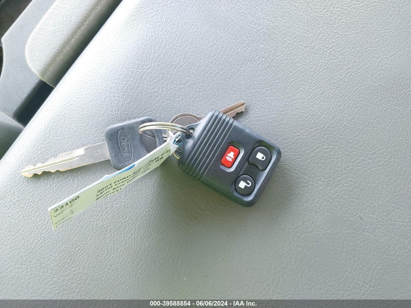 2003 Ford F-250 Lariat/Xl/Xlt VIN: 1FTNW20F43EB04177 Lot: 39588854