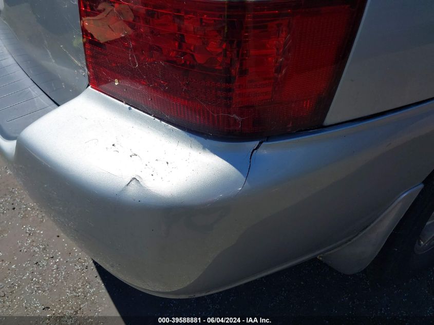 2004 Toyota Highlander V6 VIN: JTEDP21A040037129 Lot: 39588881