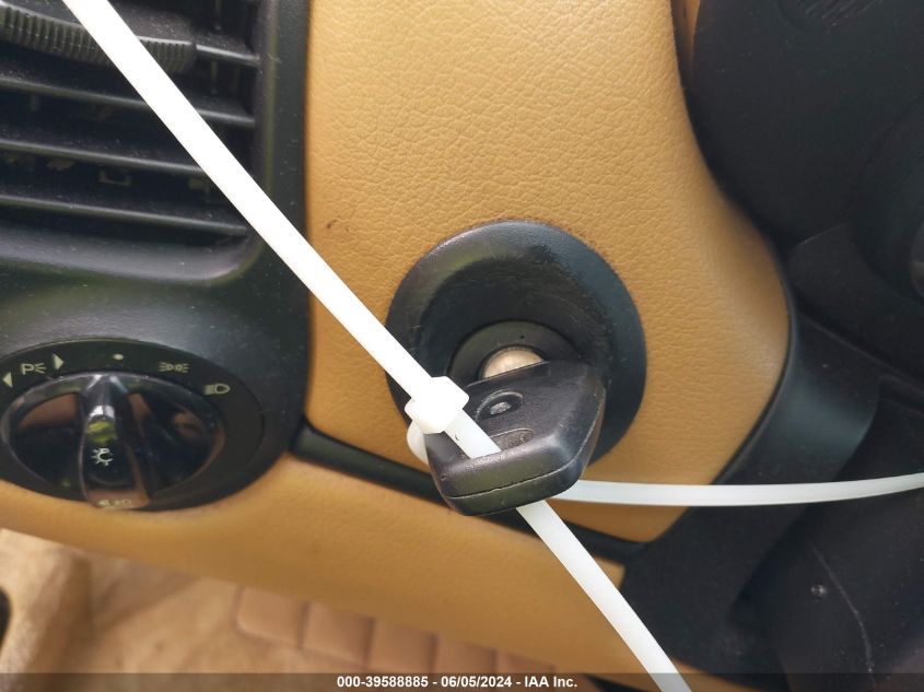 2001 Porsche Boxster VIN: WP0CA29811U622535 Lot: 39588885