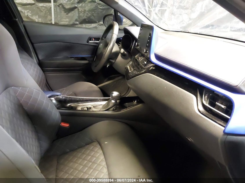 2020 Toyota C-Hr Xle VIN: NMTKHMBX7LR115441 Lot: 39588894