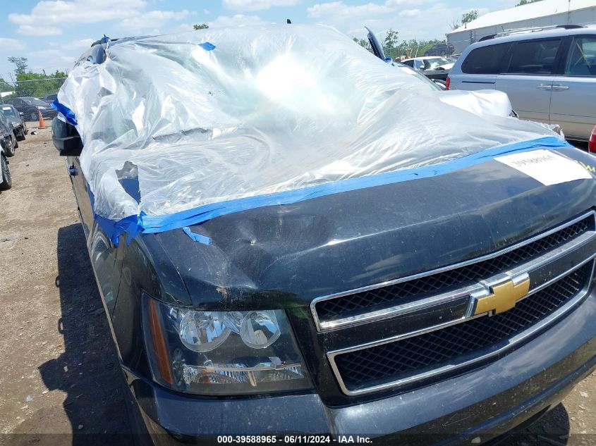 2013 Chevrolet Suburban 1500 Lt VIN: 1GNSKJE76DR333200 Lot: 39588965