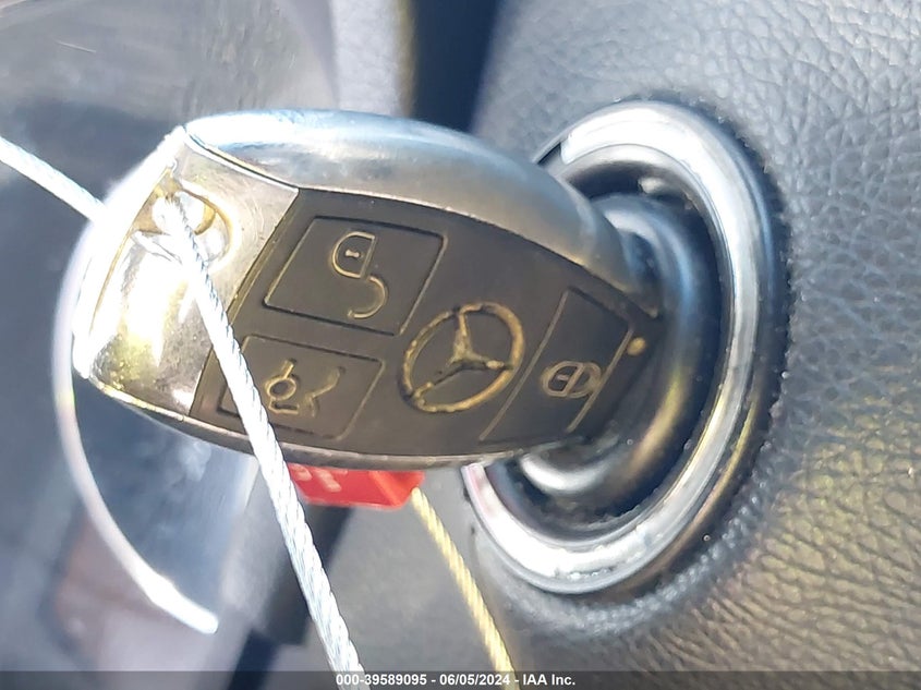 2006 Mercedes-Benz C 230 Sport VIN: WDBRF52H26A880562 Lot: 39589095