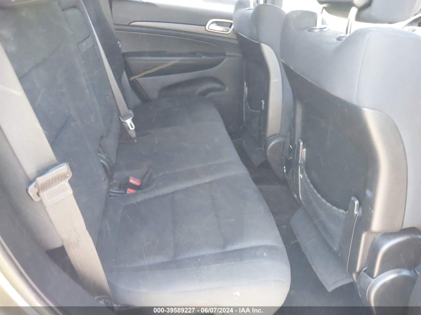 2015 Jeep Grand Cherokee Laredo VIN: 1C4RJFAG6FC895763 Lot: 39589227