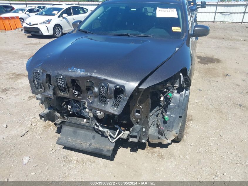 2017 Jeep Cherokee Latitude Fwd VIN: 1C4PJLCBXHW586872 Lot: 39589272