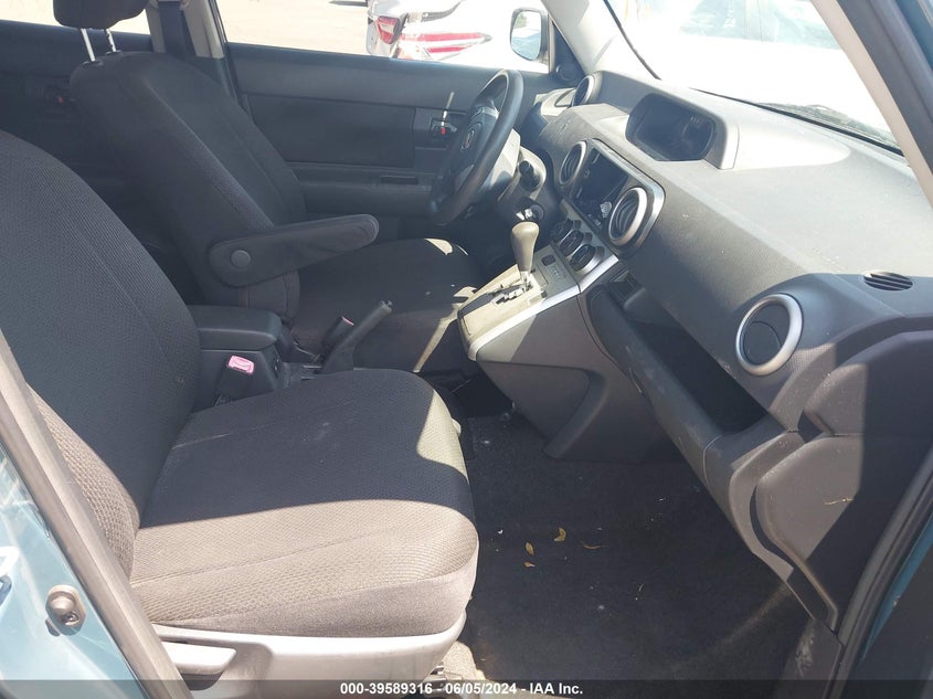 2008 Scion Xb VIN: JTLKE50E181042013 Lot: 39589316