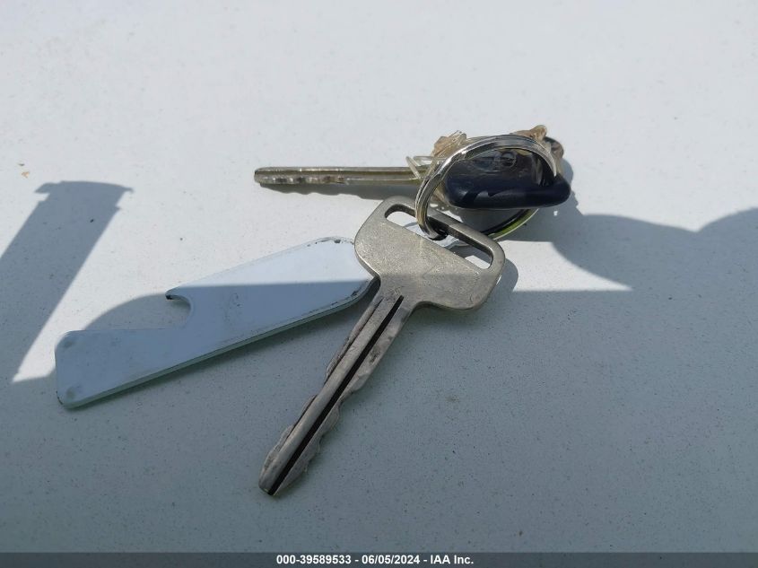 2001 Toyota Tundra Ltd V8 VIN: 5TBBT48121S210336 Lot: 39589533