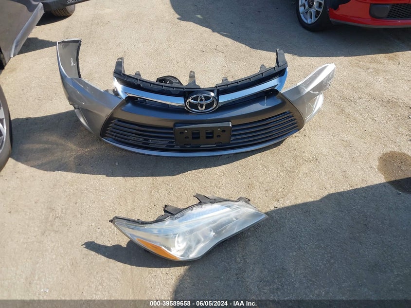 2015 Toyota Camry Le VIN: 4T4BF1FK2FR459992 Lot: 39589658