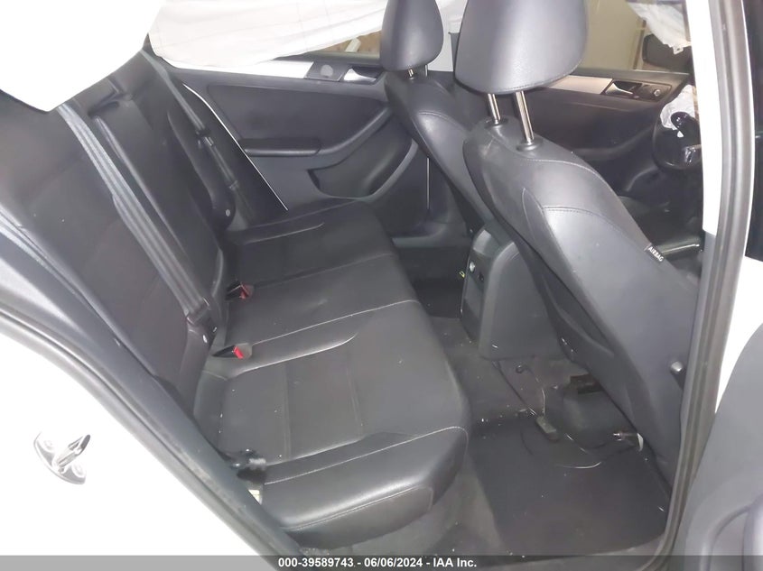 2013 Volkswagen Jetta 2.5L Se VIN: 3VWDP7AJ4DM300475 Lot: 39589743