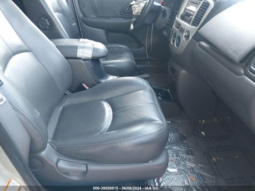 2003 Mazda Tribute Es V6 VIN: 4F2CZ06193KM09870 Lot: 39589815