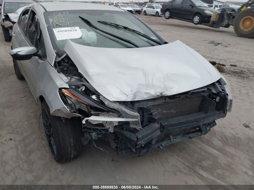 2017 Kia Forte Lx VIN: 3KPFK4A73HE049252 Lot: 39589830