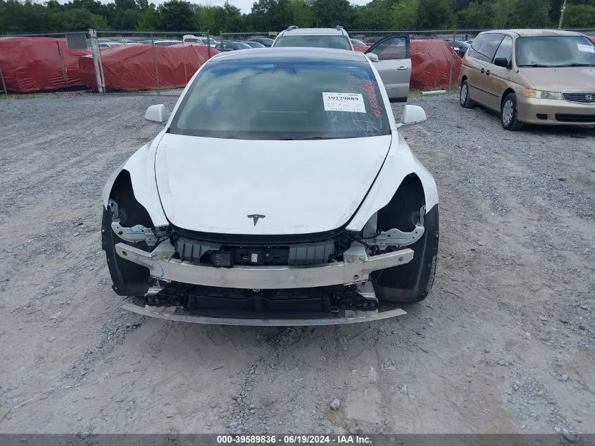 2018 Tesla Model 3 Long Range/Performance VIN: 5YJ3E1EB8JF131257 Lot: 39589836