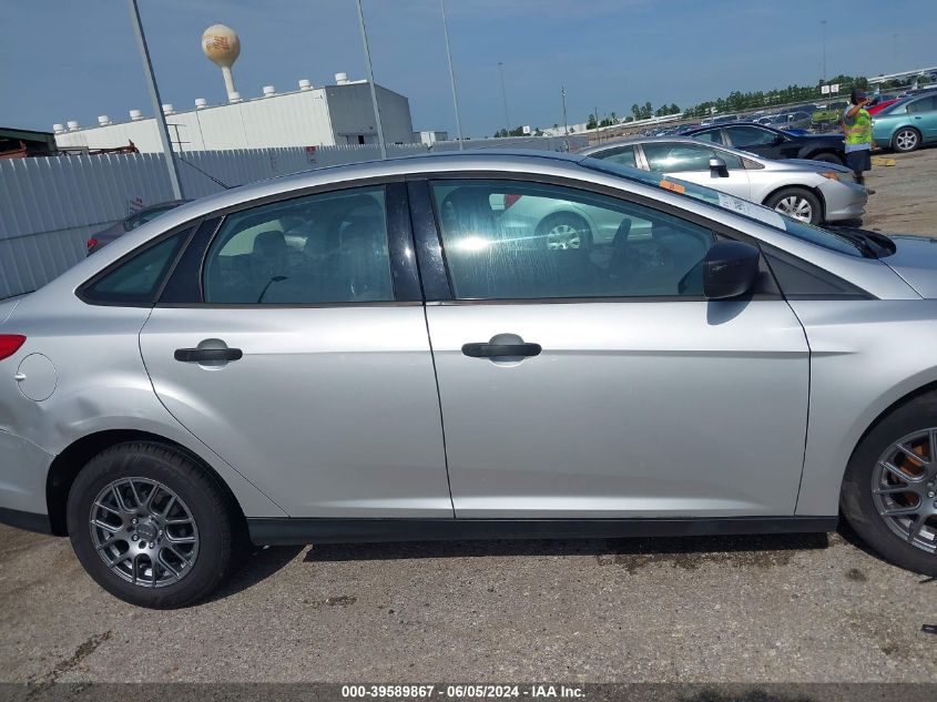 2013 Ford Focus S VIN: 1FADP3E26DL371134 Lot: 39589867