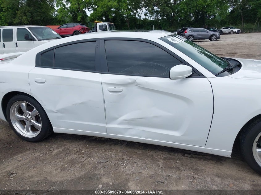 2013 Dodge Charger Sxt Plus VIN: 2C3CDXHG6DH550692 Lot: 39589879