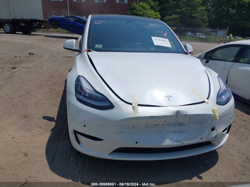 2021 Tesla Model Y Long Range Dual Motor All-Wheel Drive VIN: 5YJYGAEE9MF112618 Lot: 39589881