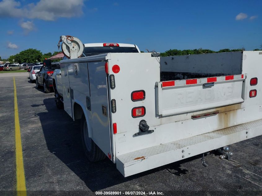 2015 Chevrolet Silverado 3500Hd Chassis Wt VIN: 1GB4KYC85FF606111 Lot: 39589901