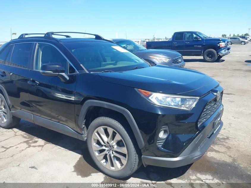 TOYOTA RAV4 XLE PREMIUM 2019