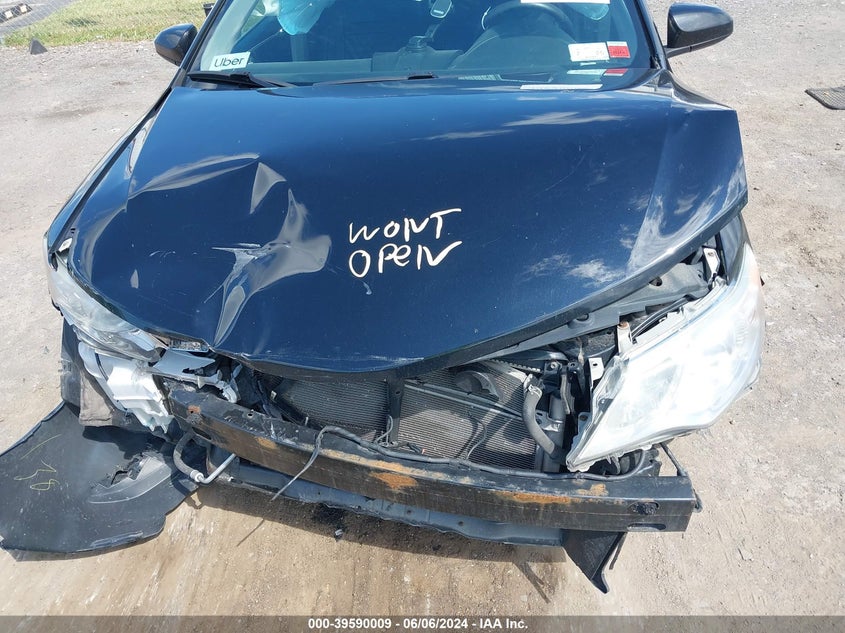 2013 Toyota Camry Hybrid Le VIN: 4T1BD1FK3DU088256 Lot: 39590009