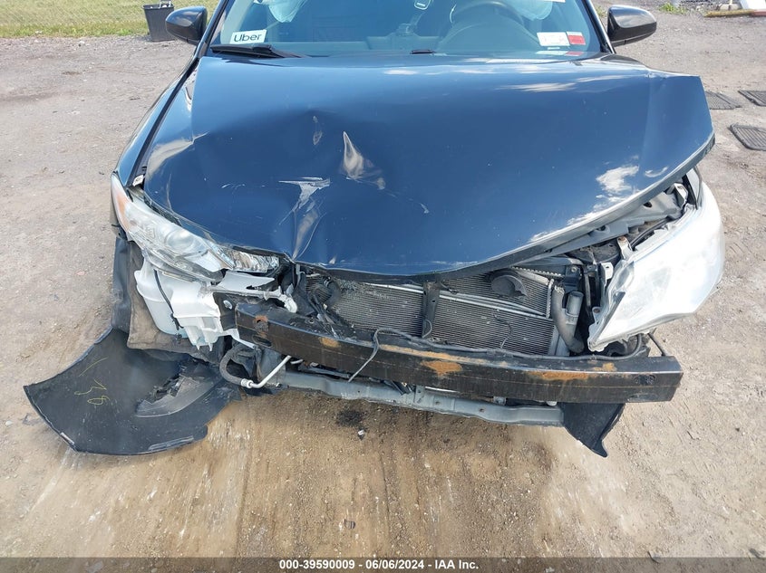 2013 Toyota Camry Hybrid Le VIN: 4T1BD1FK3DU088256 Lot: 39590009