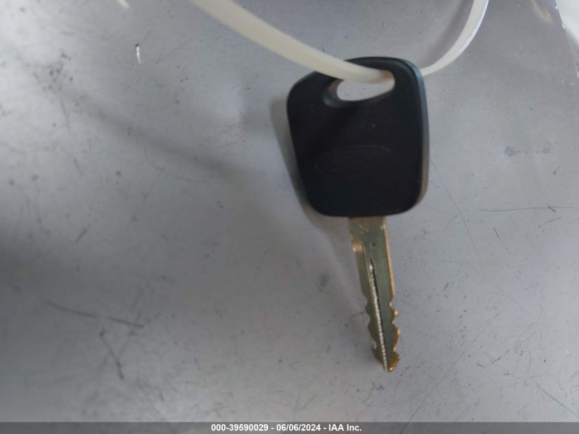 1999 Ford F-150 Lariat/Xl/Xlt VIN: 1FTRX18L2XKA78835 Lot: 39590029