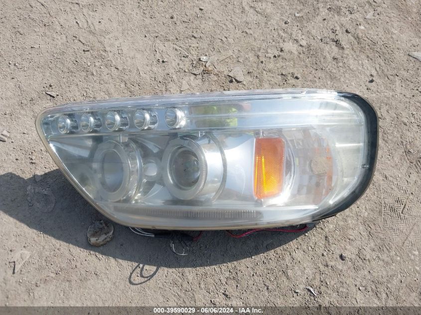 1999 Ford F-150 Lariat/Xl/Xlt VIN: 1FTRX18L2XKA78835 Lot: 39590029