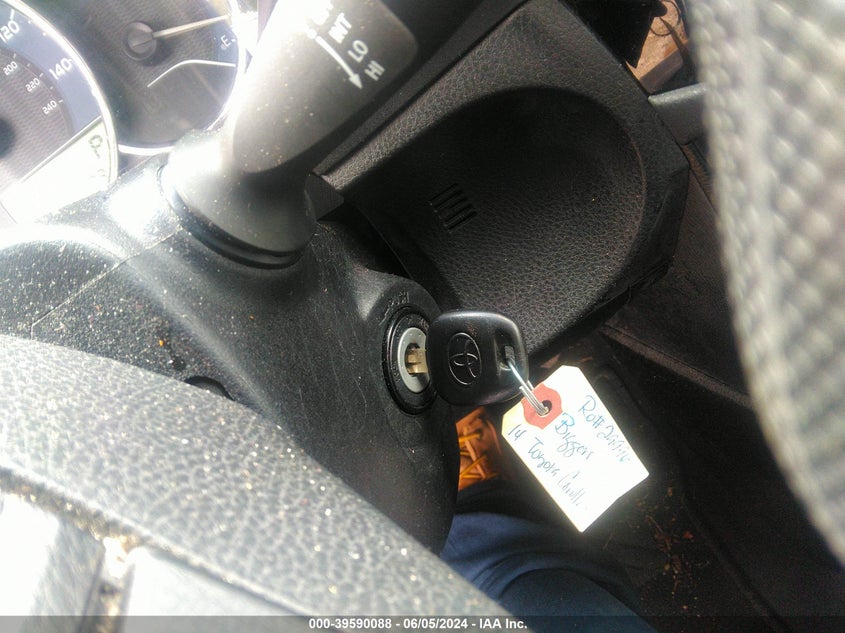 2014 Toyota Corolla L VIN: 5YFBURHE3EP150523 Lot: 39590088