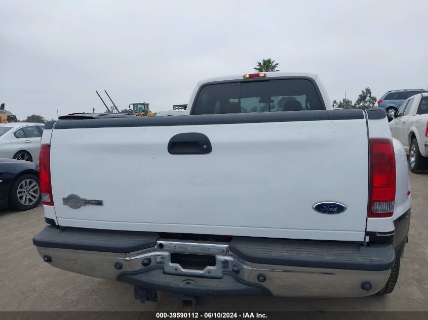 2003 Ford F-350 Lariat/Xl/Xlt VIN: 1FTWW32P03EC22694 Lot: 39590112