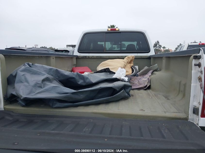 2003 Ford F-350 Lariat/Xl/Xlt VIN: 1FTWW32P03EC22694 Lot: 39590112