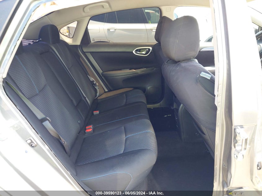 2018 Nissan Sentra Sr VIN: 3N1AB7AP0JY205895 Lot: 39590123