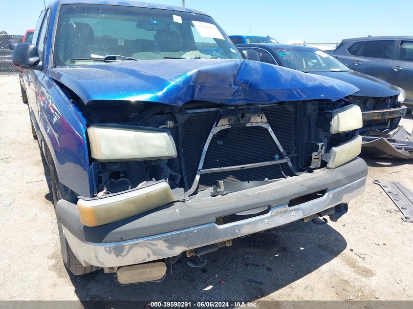 2004 Chevrolet Silverado C1500 VIN: 2GCEC19V741172196 Lot: 39590291