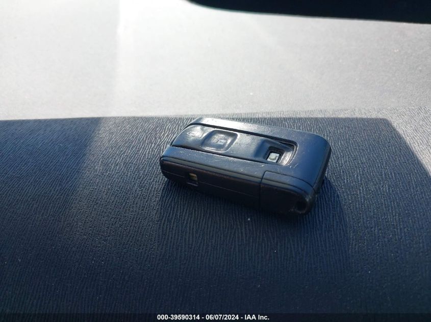 2008 Toyota Prius Touring VIN: JTDKB20U383400923 Lot: 39590314