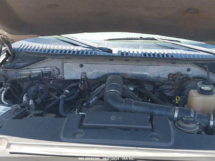 2008 Ford Expedition Xlt VIN: 1FMFU15558LA18282 Lot: 39590394