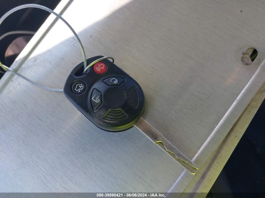 2018 Ford Focus S VIN: 1FADP3E20JL223153 Lot: 39590421