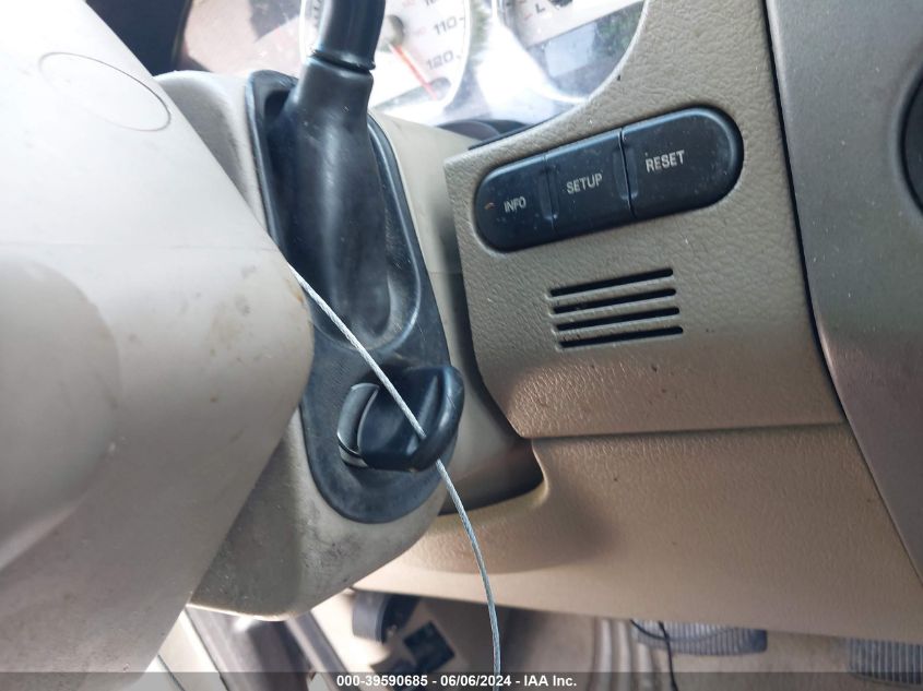 2005 Ford F-150 Fx4/Lariat/Xlt VIN: 1FTPW14555KF08372 Lot: 39590685