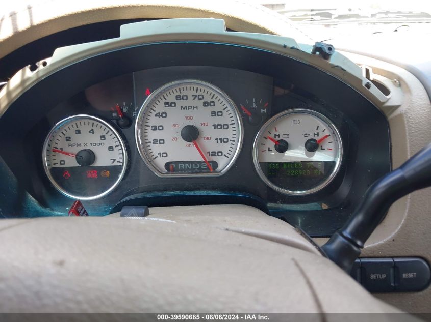 2005 Ford F-150 Fx4/Lariat/Xlt VIN: 1FTPW14555KF08372 Lot: 39590685