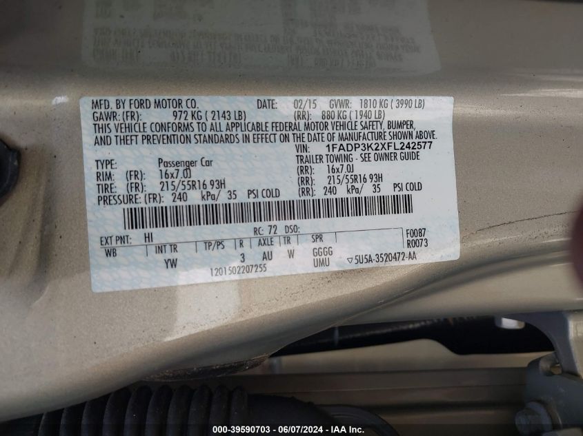 2015 Ford Focus Se VIN: 1FADP3K2XFL242577 Lot: 39590703