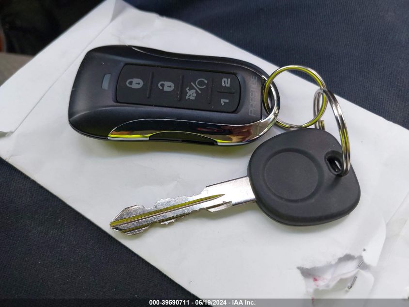 2003 Hummer H2 VIN: 5GRGN23U13H108285 Lot: 39590711