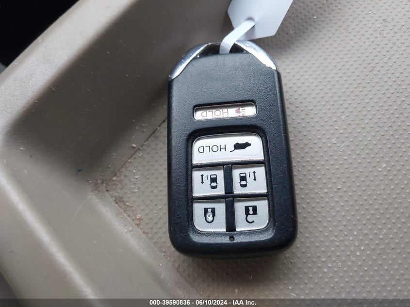 2015 Honda Odyssey Touring/Touring Elite VIN: 5FNRL5H97FB093981 Lot: 39590836