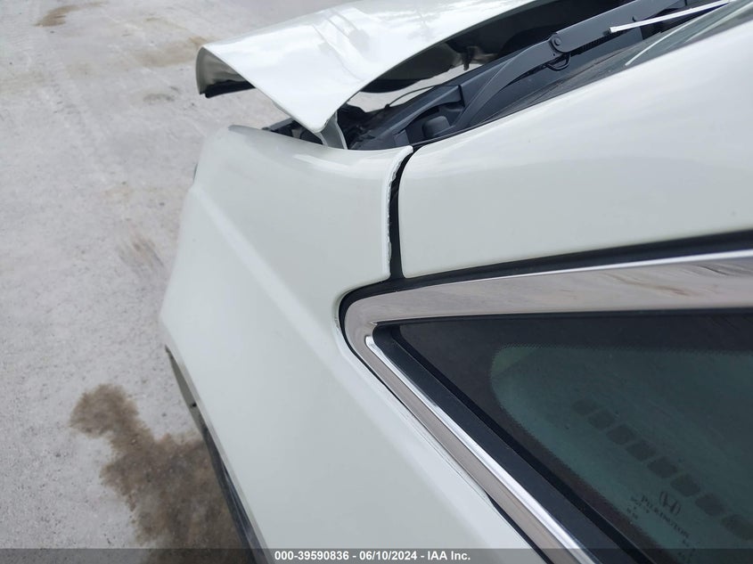 2015 Honda Odyssey Touring/Touring Elite VIN: 5FNRL5H97FB093981 Lot: 39590836