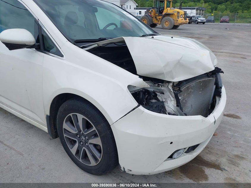 2015 Honda Odyssey Touring/Touring Elite VIN: 5FNRL5H97FB093981 Lot: 39590836