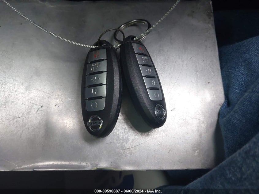 2018 Nissan Rogue Sv VIN: 5N1AT2MV6JC835271 Lot: 39590887